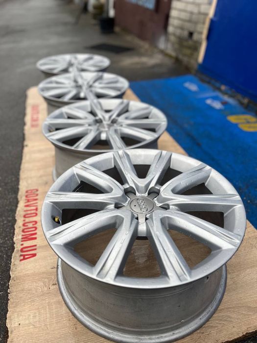 Goauto оригінальні диски Audi 5/112 r18 et39 8j dia66,6 як нові видуби