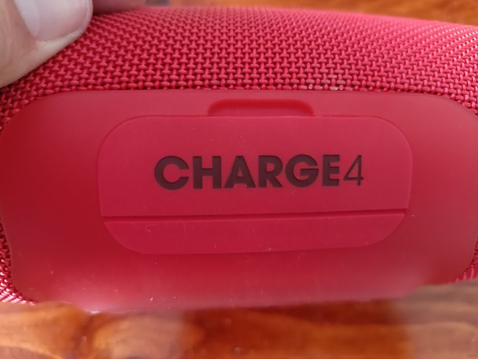 Coluna JBL Charge 4