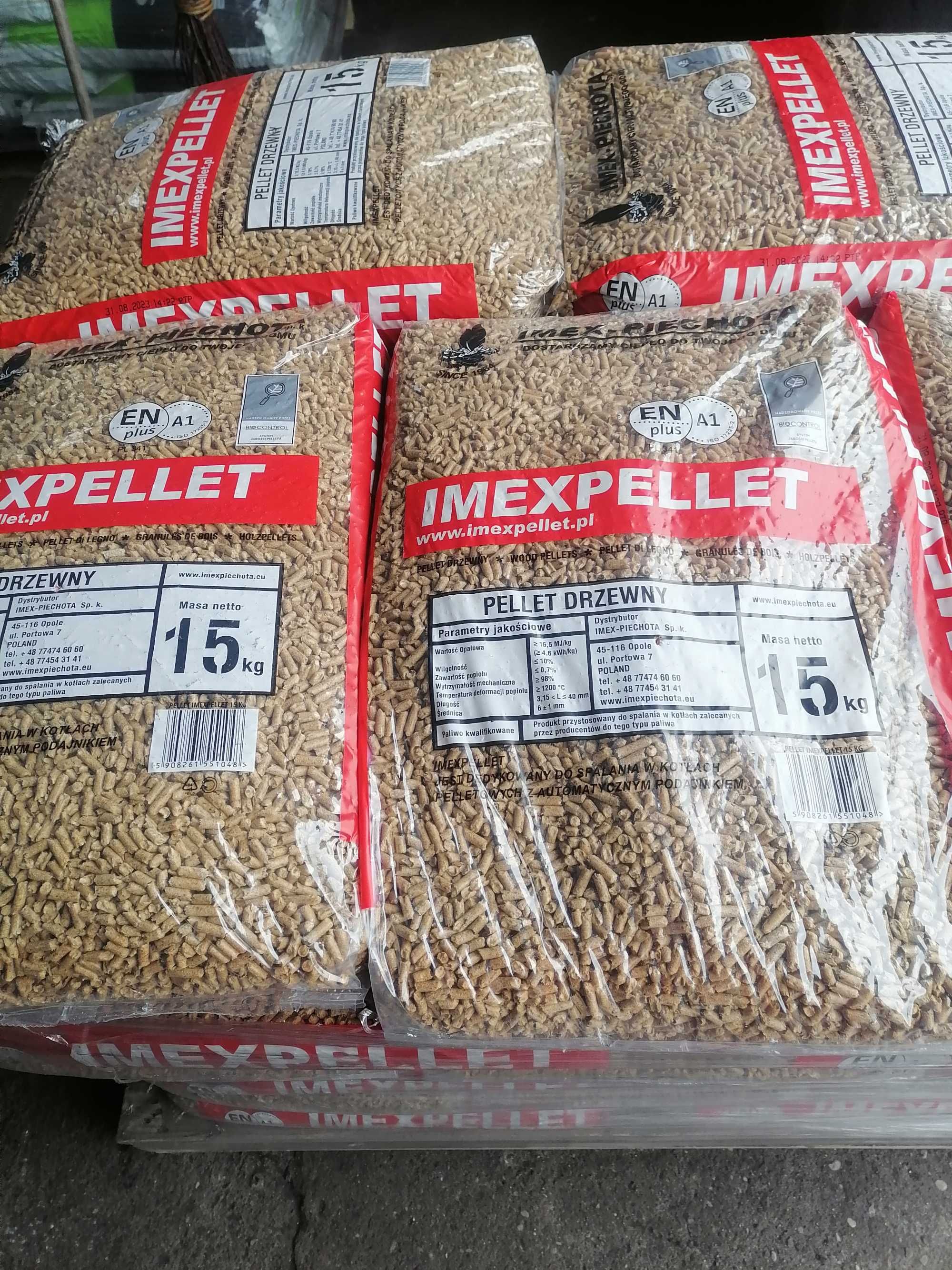 PELLET drzewny workowany certyfikat EN plus A1