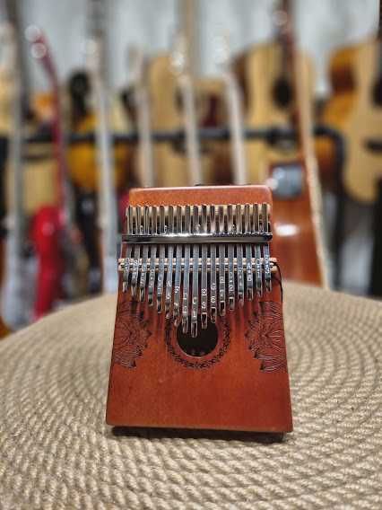 Kalimba Hluru KHG-Red kalimba 17 głosowa