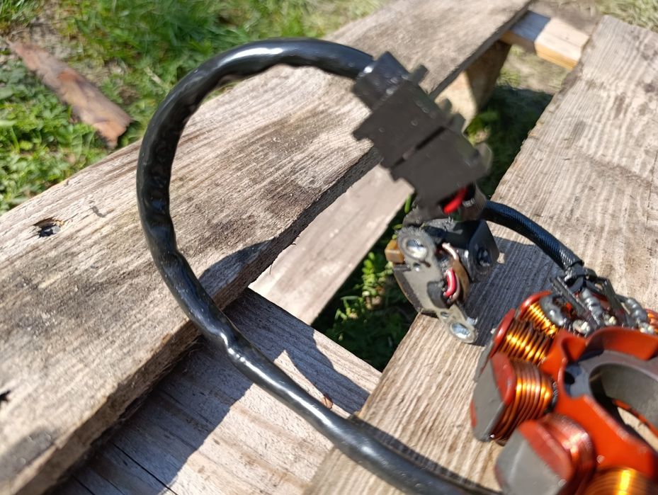 Stator Aprilia SX 125 18 – 21 r iskrownik zapłon czujnik prądnica A4