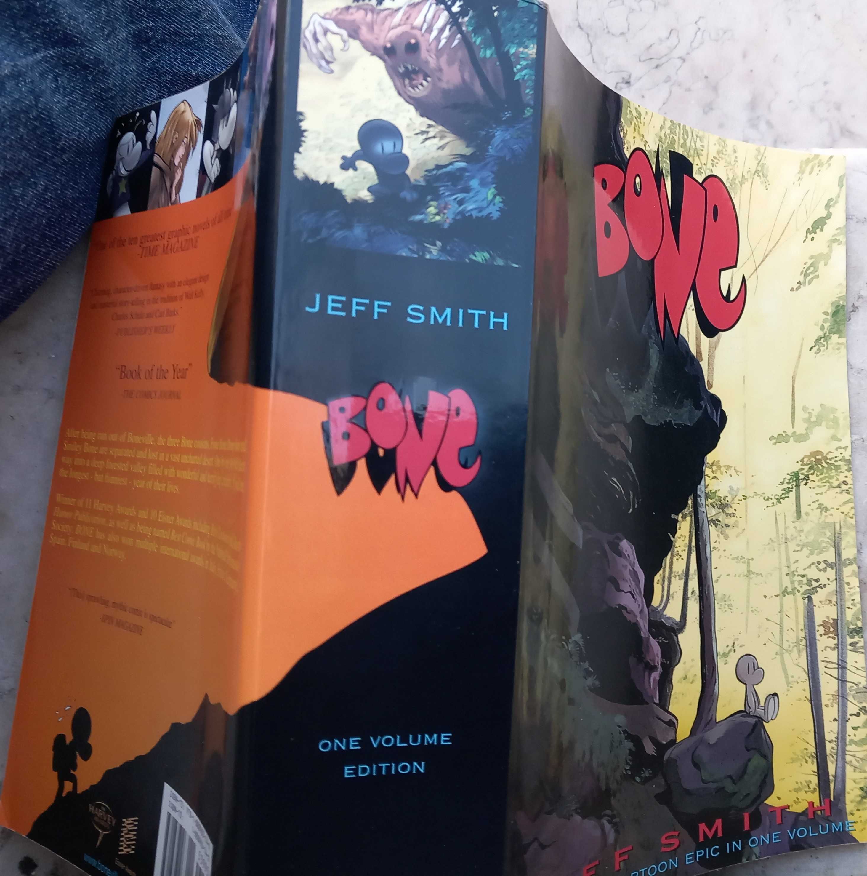 Jeff Smith- Bone (The Complete Cartoon Epic in One Volume)