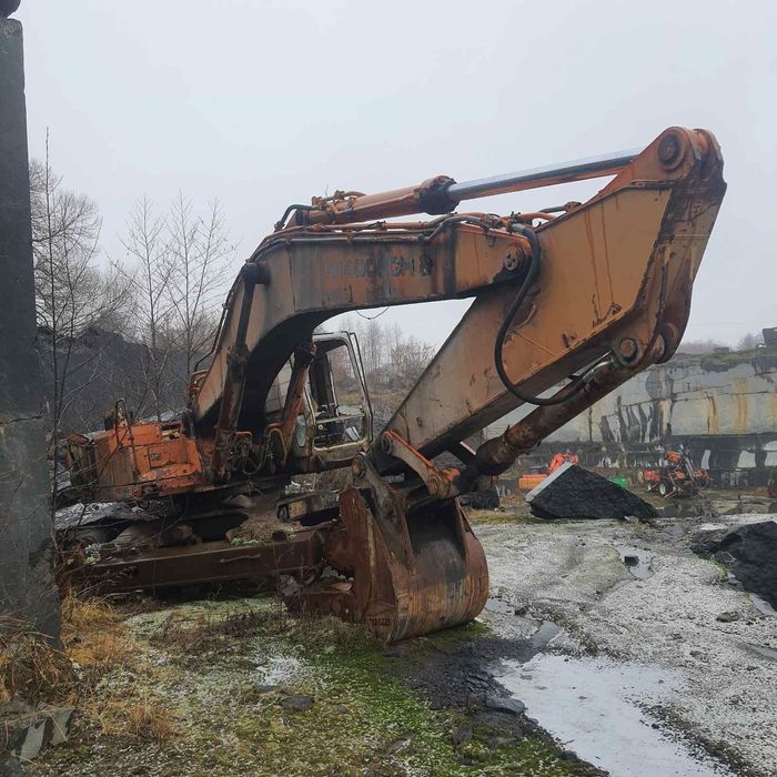 Fiat HITACHI FН400 на відновлення чи металобрухт