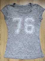 Szary T-shirt z krótkim rękawem