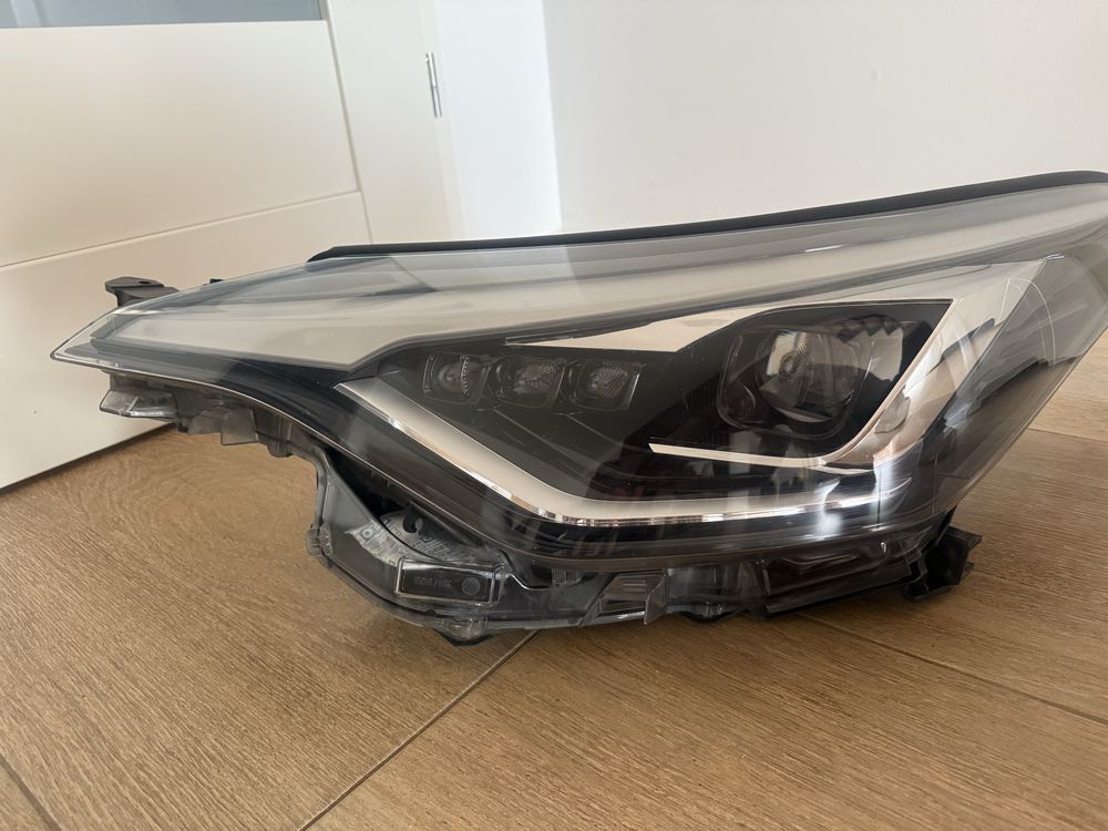 Toyota CHR CH-R Lampa Lewa Przód Full Led Lift