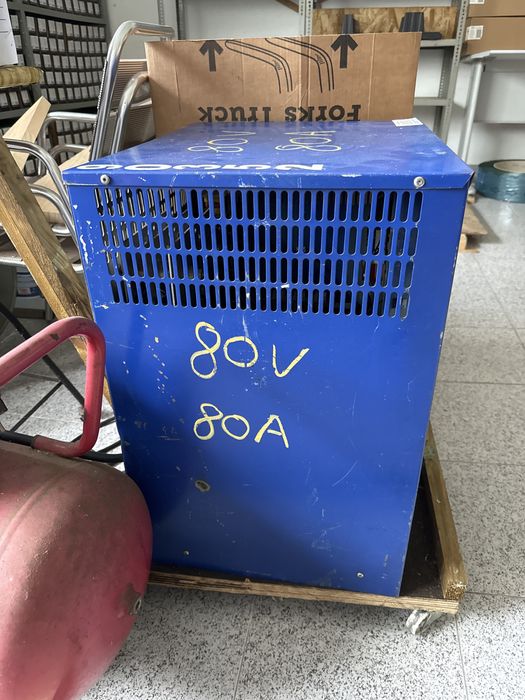 Carregador Bateria empilhador 80v 80A