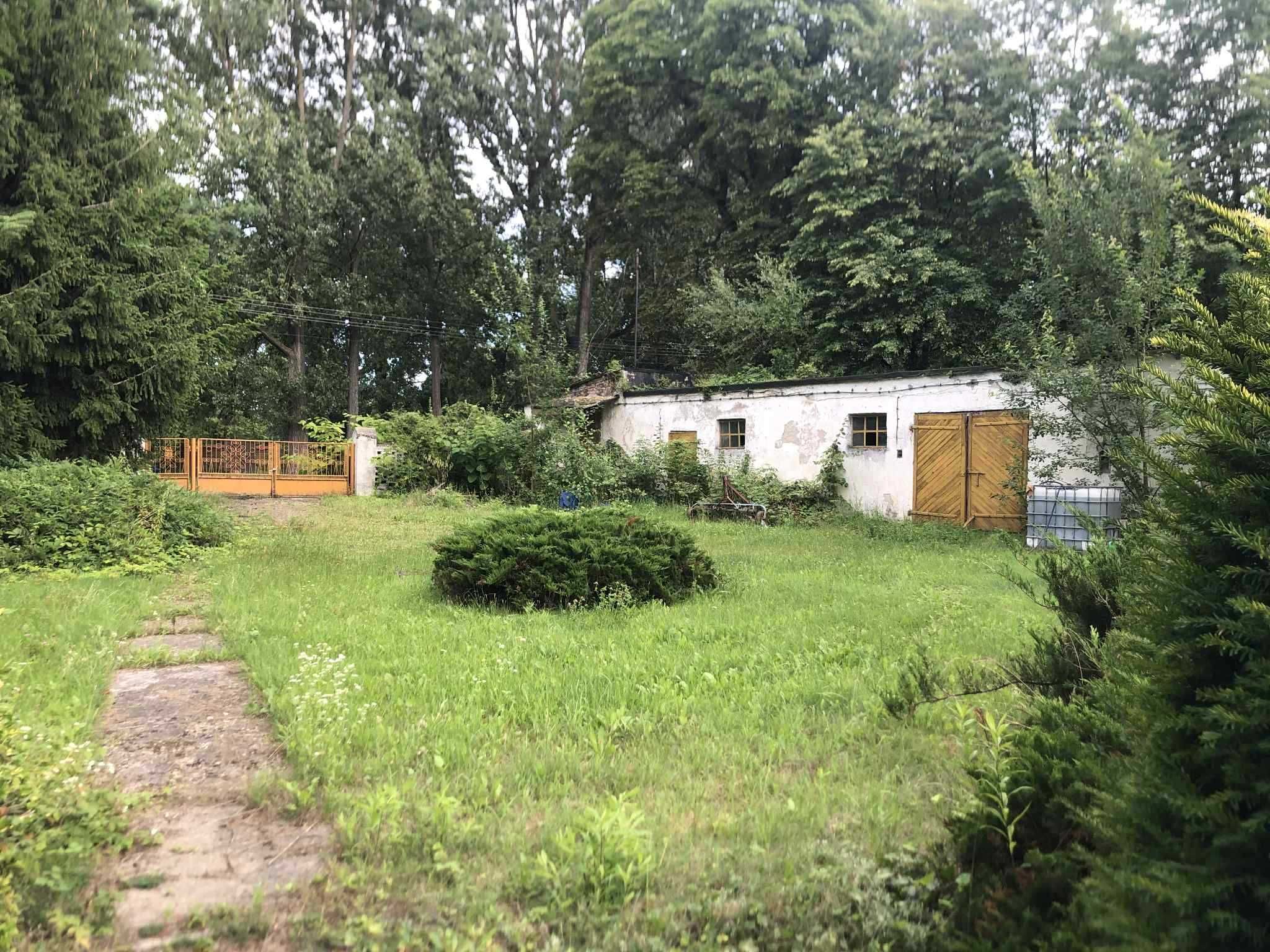 Dom wolnostojący z dużą działką i stawami