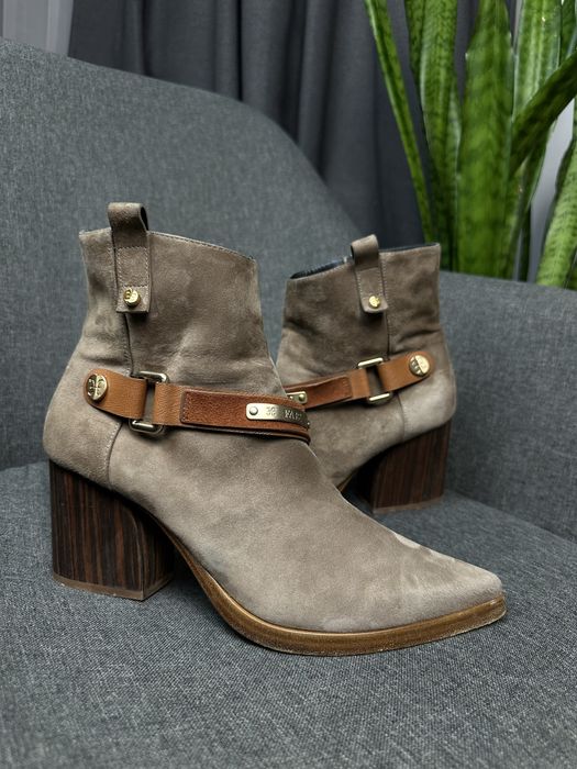 Фірмові замшеві козаки ковбойські чоботи fabi