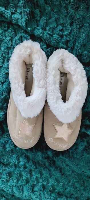 Bambosze/Kapcie rozmiar 39