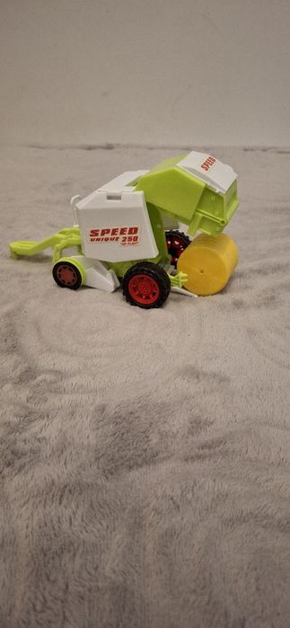 Zabawka dla dzieci prasa do słomy