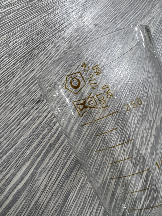 Колбы . Для хим экспериментов