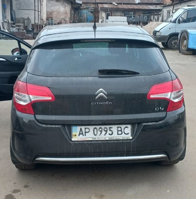 Продам автомобіль CITROEN C4