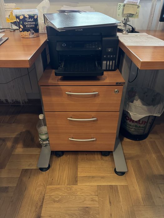 Biurko firmy MDD sprzedam zamienie