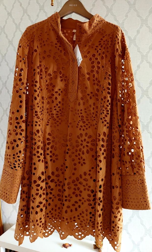 Платье прошва  H&M ,xl 52-54 р ,2)лен 52 р беж.