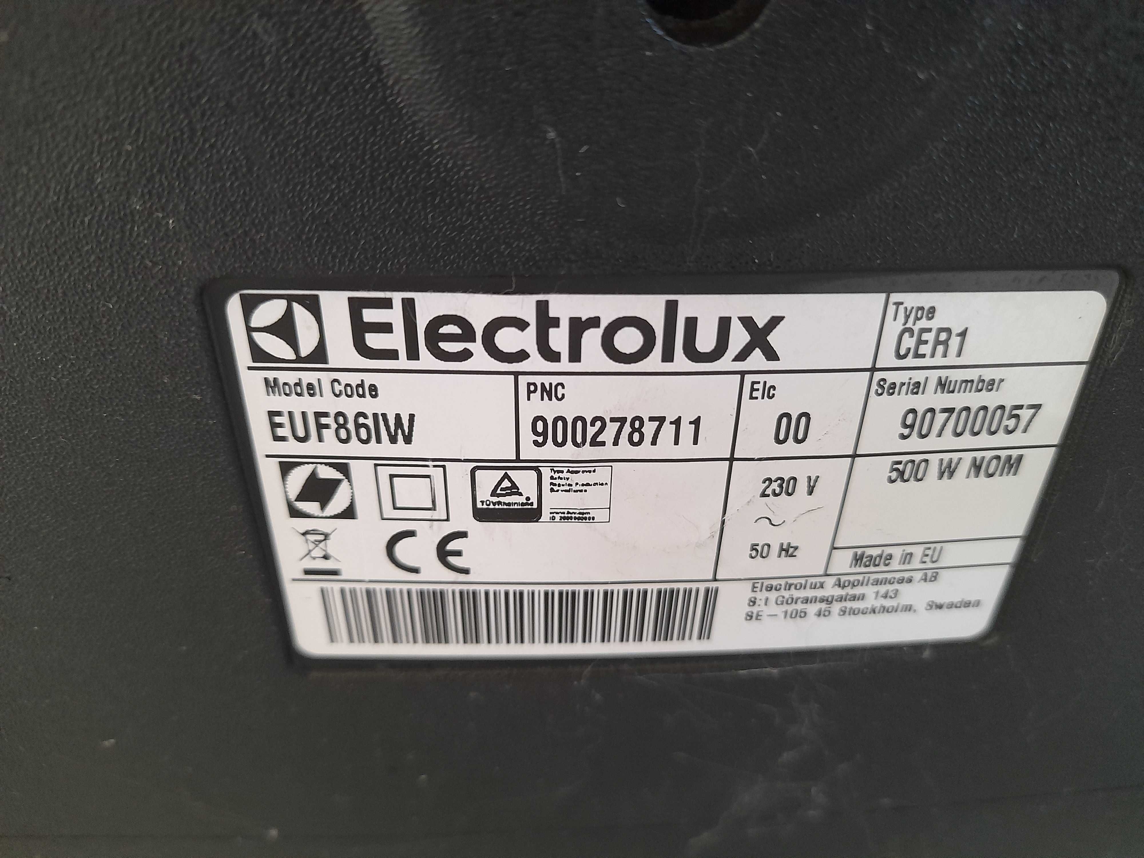 Odkurzacz bezworkowy Electrolux EUF86IW