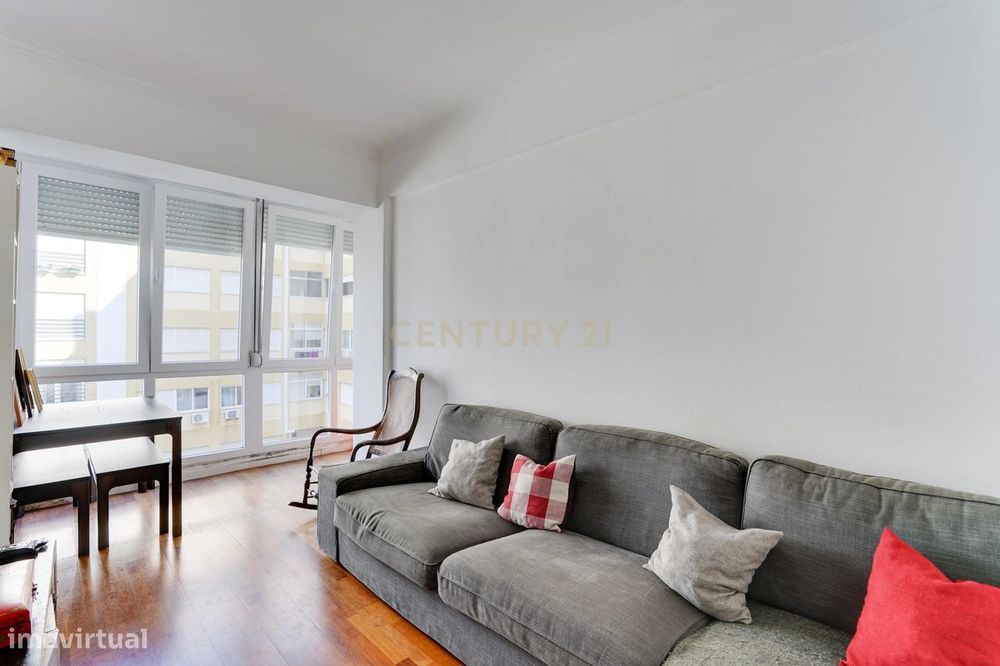 Apartamento T2 em Campolide
