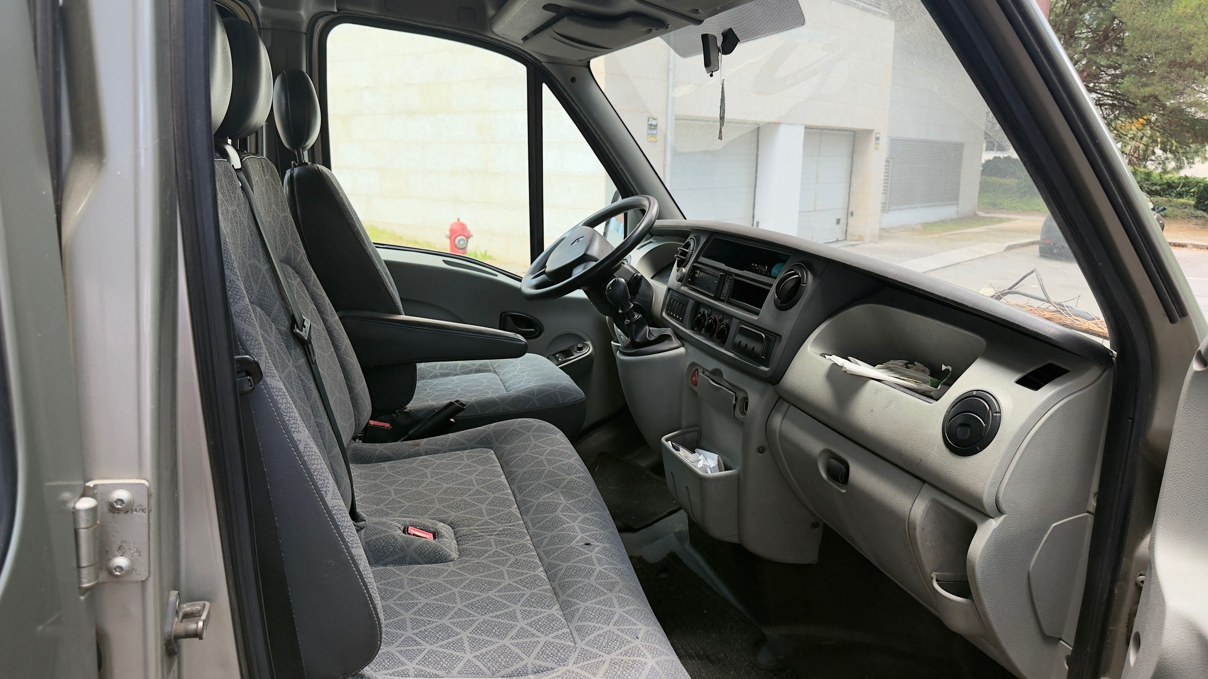 carrinha  Renault Master  7 Lugares cabide dupla caixa aberta