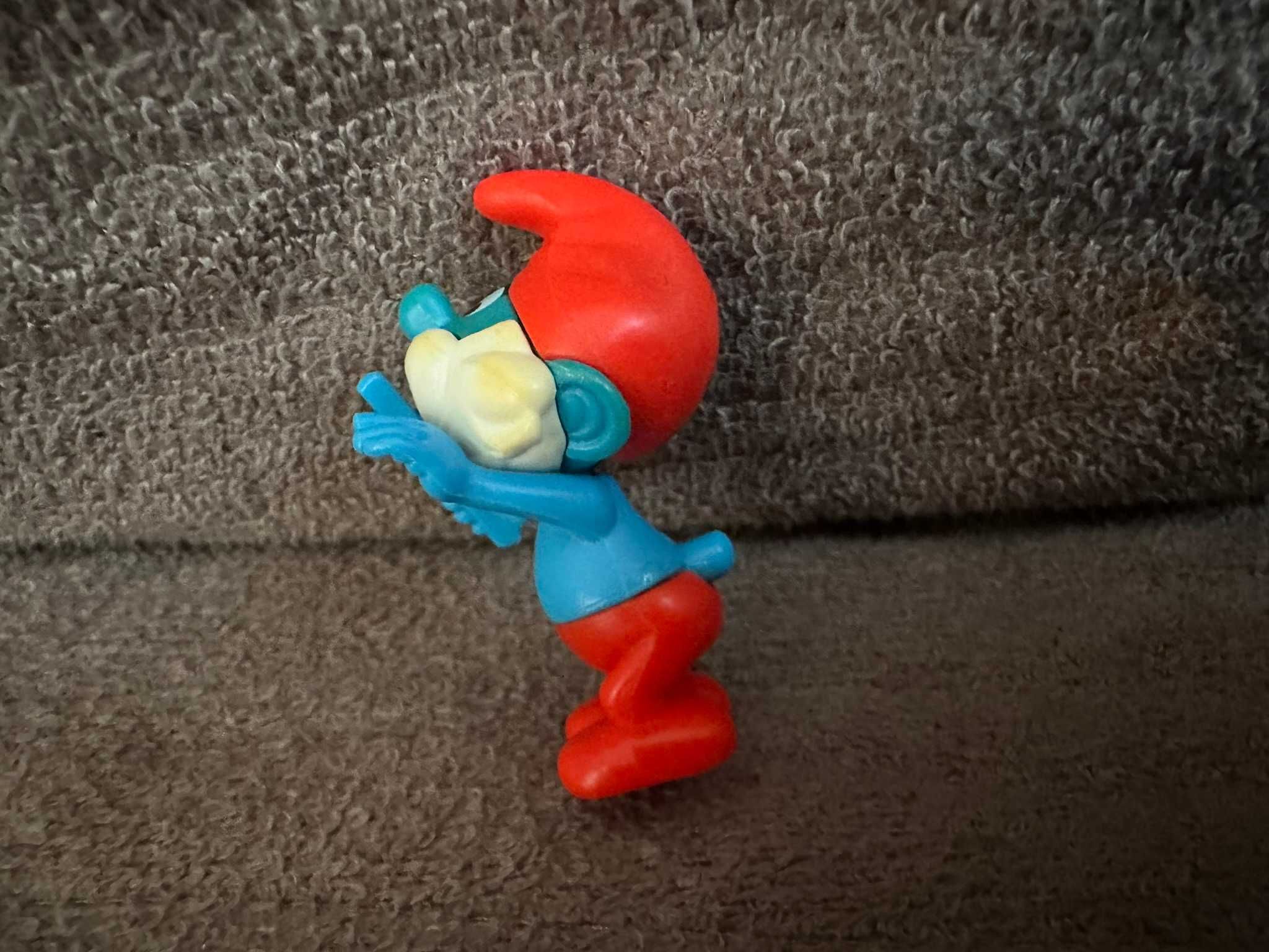 Figurka Smerfy Kinder Papa Smerf dyrygent orkiestry Smerfów