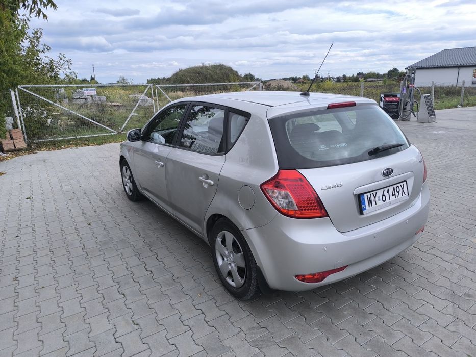 Kia Cee'd 2010 1.6 CRDI po face liftingu 6 biegów