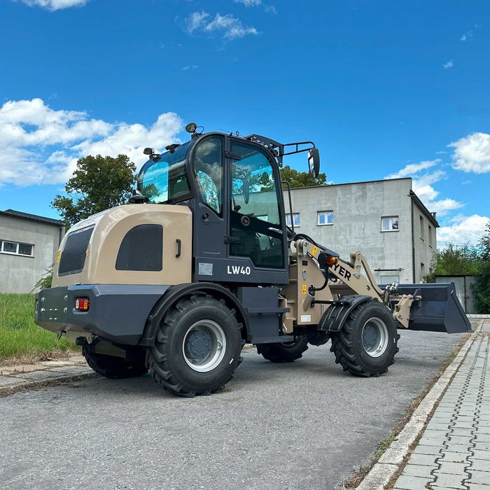 Ładowarka kołowa MEYER LW40 – 4000 kg, udźwig 1,6t silnik YUNNEI 45 KM
