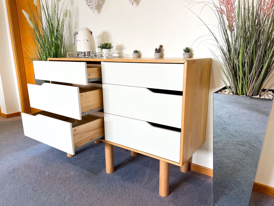 Aparador branco e em madeira maciça (entrega e montagem gratuitas)