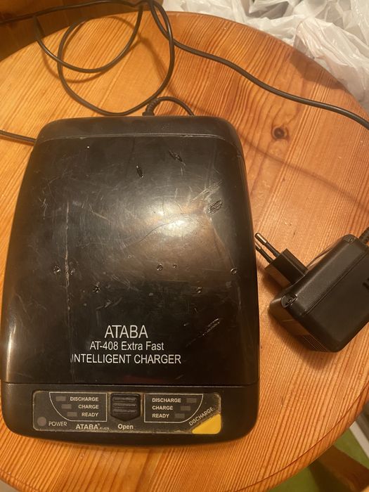 Зарядное устройсво