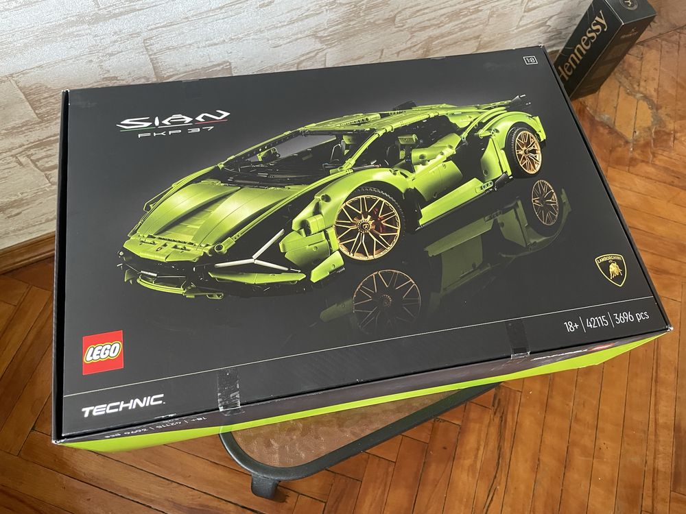 Lego lamborghini sian fkp 37 Оригінал 42115