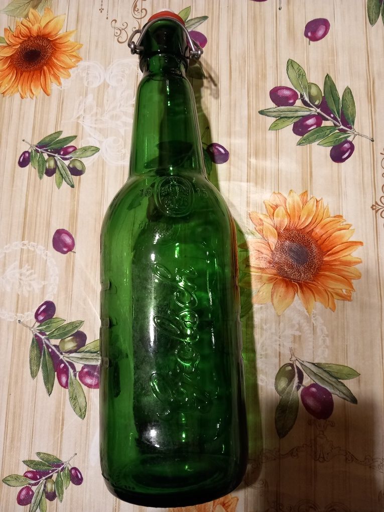 Butelka bardzo stara