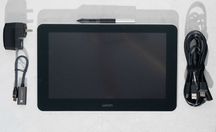 Графічний планшет-монітор Wacom One (DTC133)