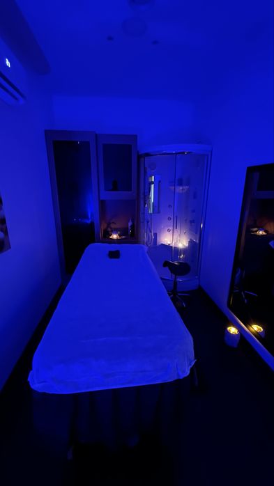 Apenas massagem terapeutica.