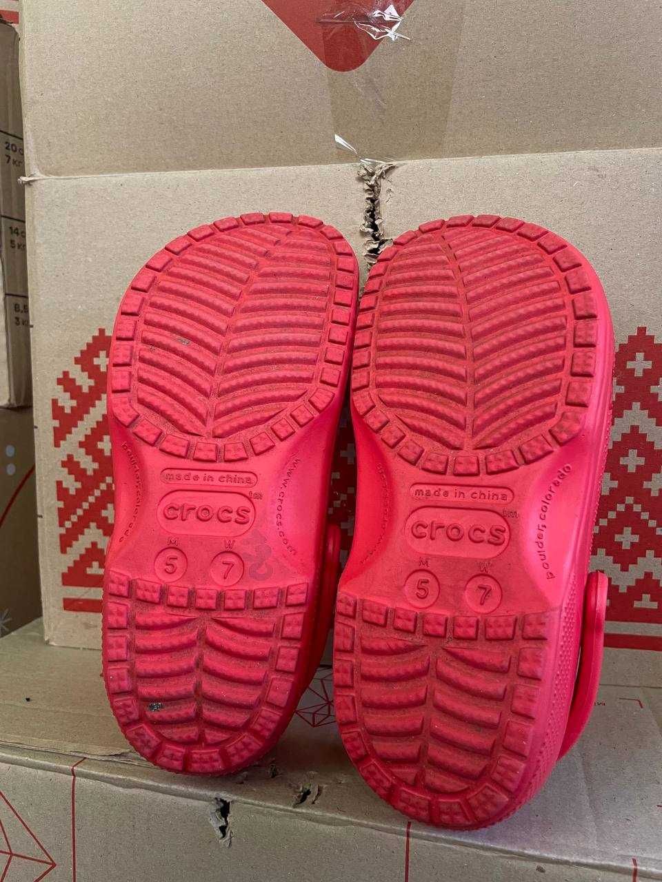 Жіночі тапки шльопанці сандалії crocs