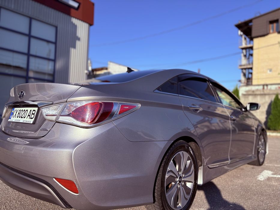 Hyundai sonata YF 2013 2.4 гібрид