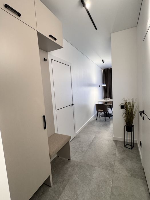 Вільно 09.12 Доба. Та 14.12 - 17.12. ЖК Липки, біля озера та парку