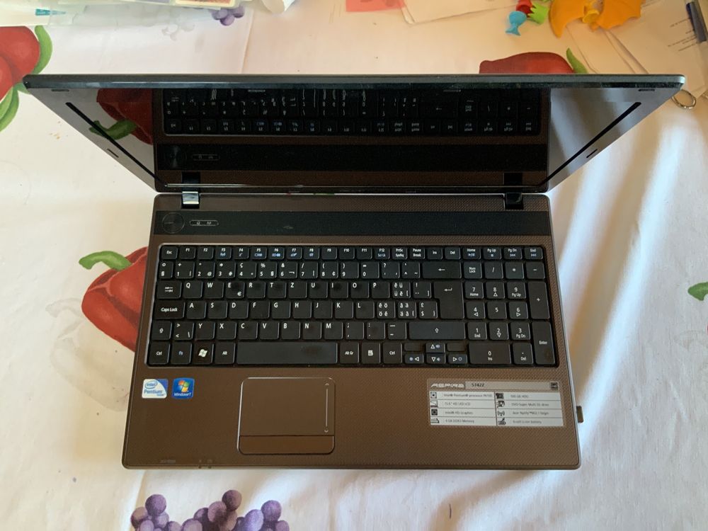 Portatil acer 5742z