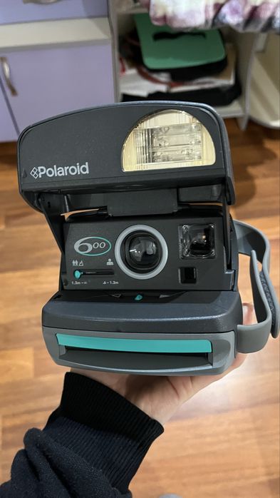 Фотоапарат Polaroid 600