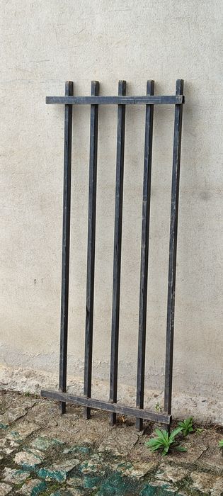 Portão de ferro fundido
