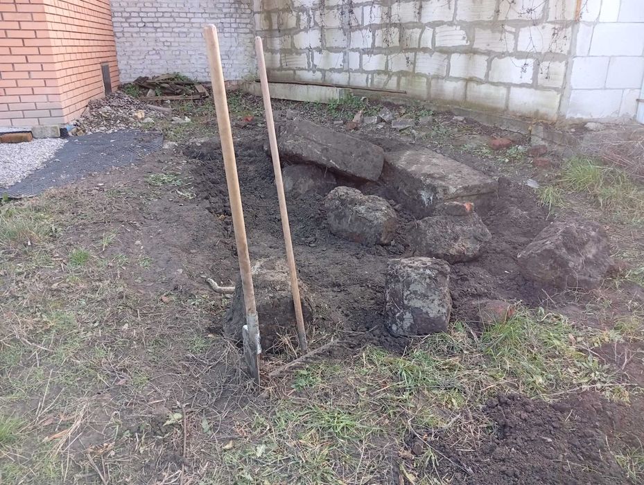 Віддам фундаментні блоки