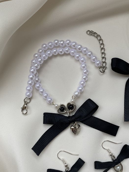 набір прикрас ручної роботи