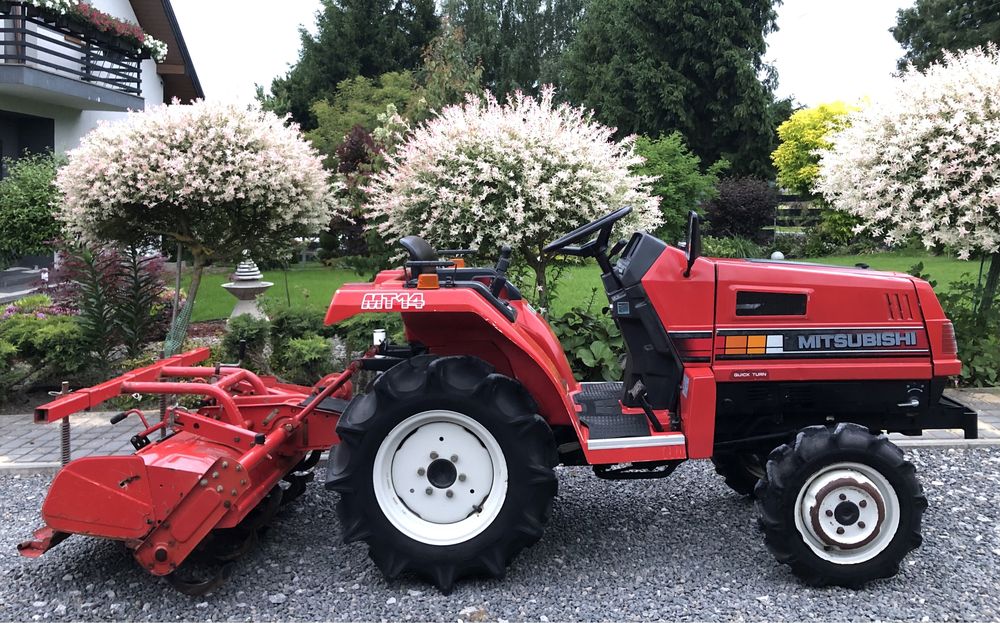 Traktorek 4x4 Mitsubishi MT-14 Japoński traktor Glebogryzarka