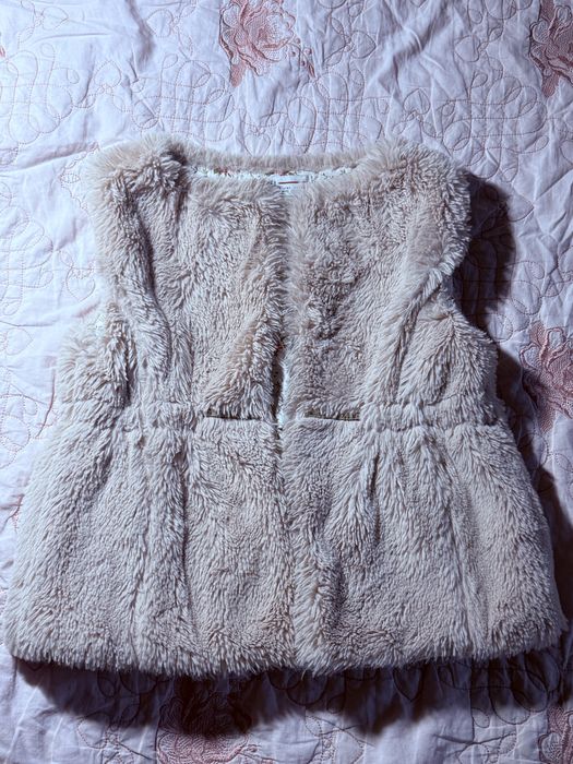 Меховой жилет девочка 4 5 6 лет бежевый меховушка