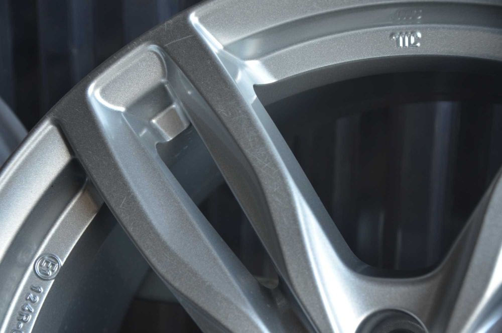 Felgi aluminiowe Audi A3 VW Golf Cupra Leon Octavia 7,5x18' 5x112 ET51