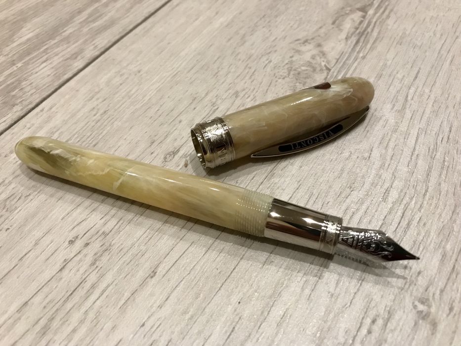 Visconti - Pióro wieczne van Gogh z etui i atramentem