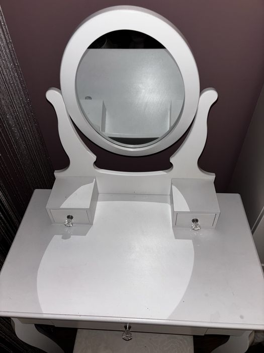 Sprzedam zestaw mebli