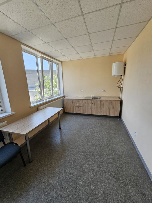 Офис 300м Фасад Столичное Шоссе. Собственник. Без % Комисии с ПДВ