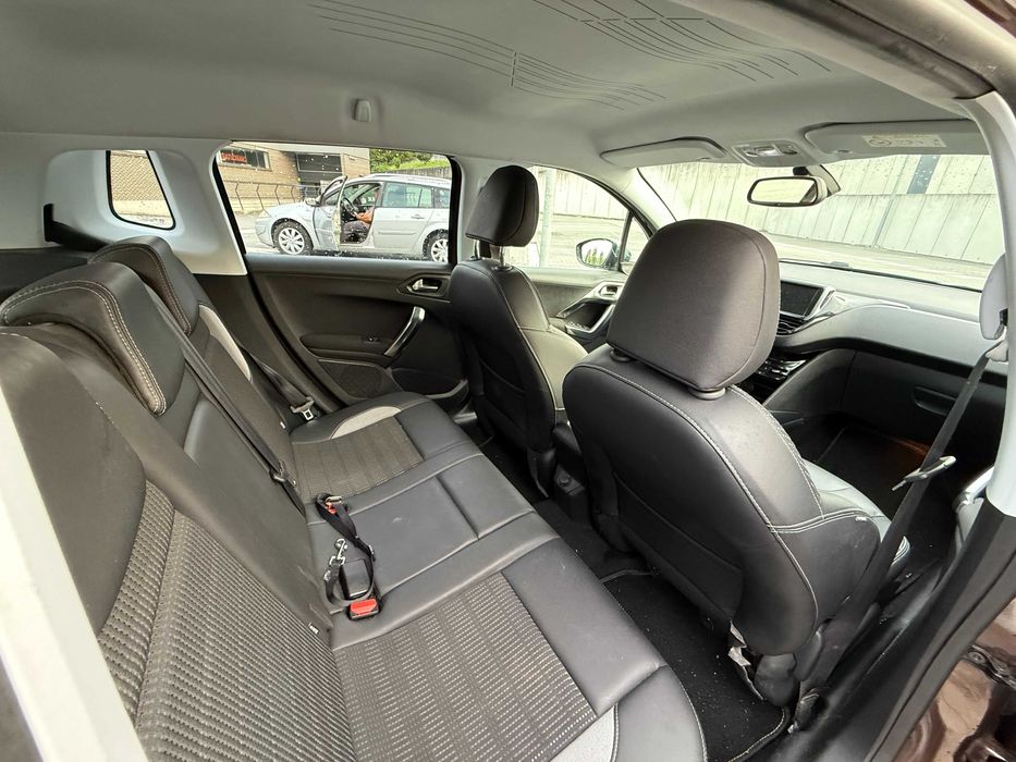 Peugeot 2008 1.2 VTi Allure (2014) – 120.000 km