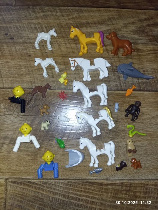 Фігурки, тварини, аксесуари лего