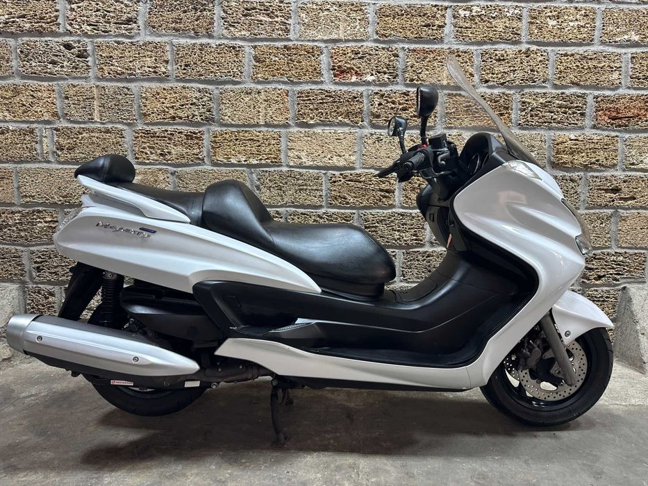 Маджесті Ямаха Yamaha Majesty 400