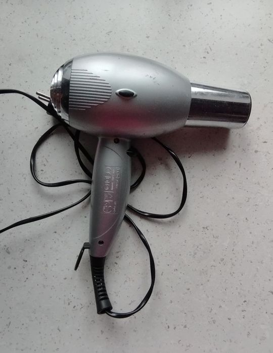 Фен ,Профессиональный мощный фен