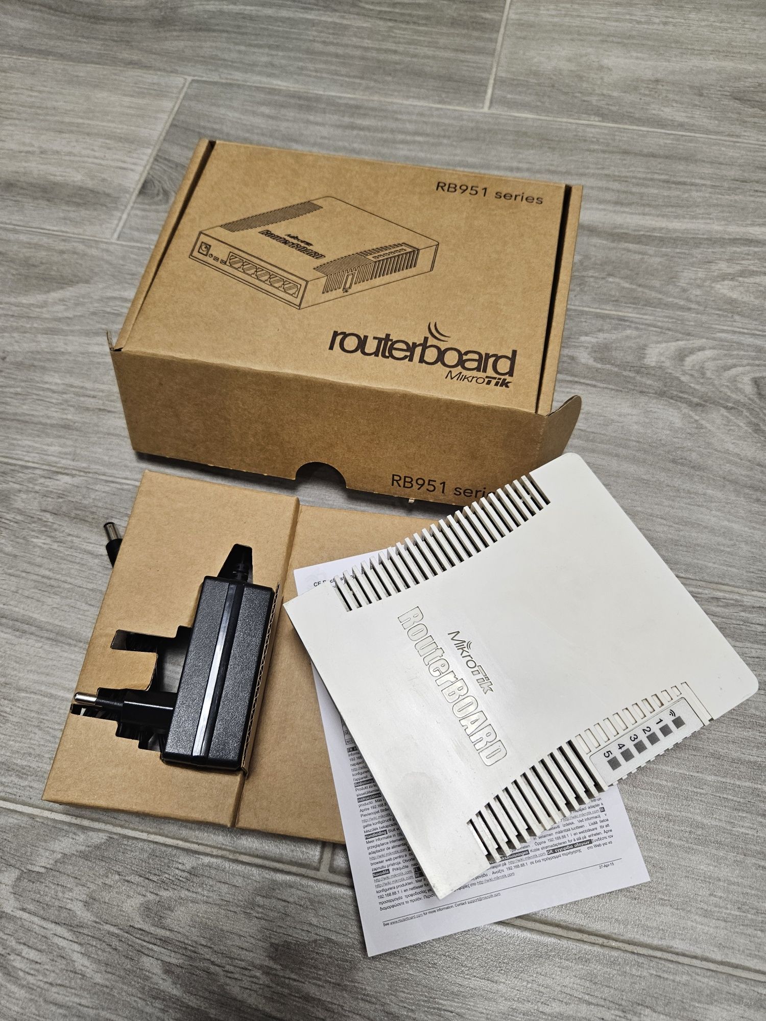 Mikrotik RB951Ui-2HnD