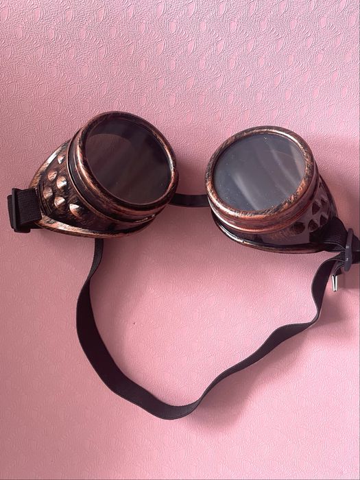 Okulary steampunk regulowane